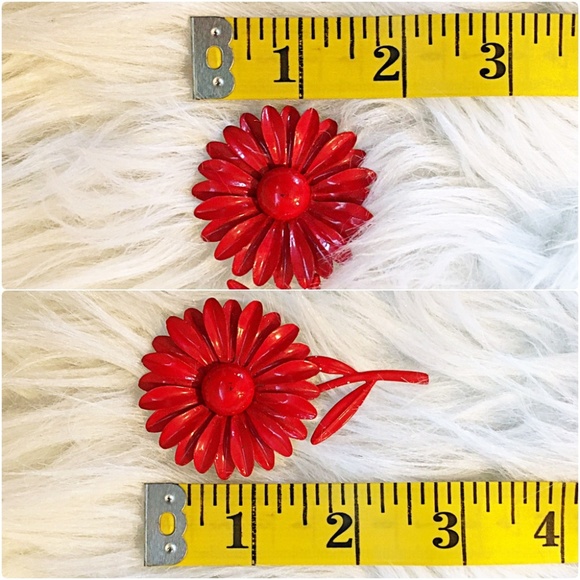 Vintage Cherry Red Enamel Floral Sunflower Brooch - Picture 7 of 7